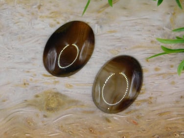 CABOCHONS ROCK STONE LAPIDARY SPECIMEN