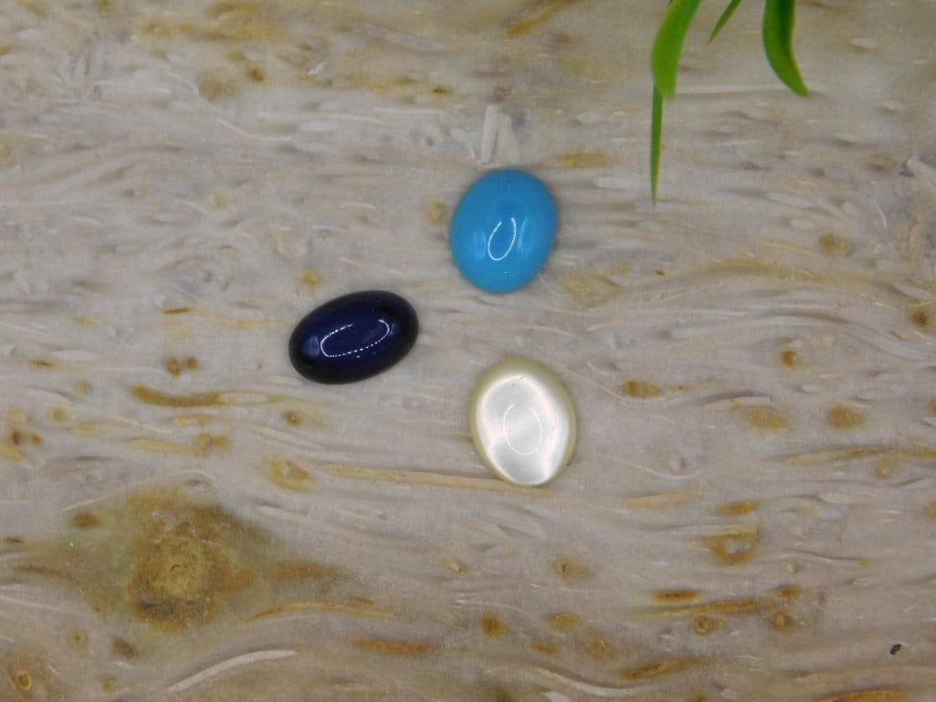MIXED CABOCHON LOT ROCK STONE LAPIDARY SPECIMEN: MIXED CABOCHON LOT ROCK STONE LAPIDARY SPECIMEN
