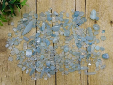 AQUAMARINE ROCK STONE LAPIDARY SPECIMEN