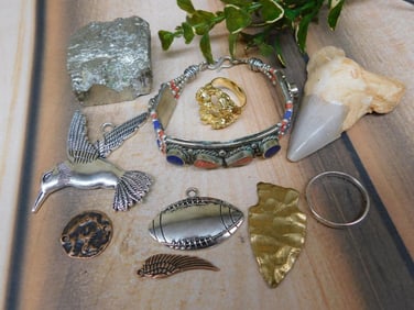 MIXED LOT ROCK STONE LAPIDARY SPECIMEN