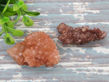 STRAWBERRY QUARTZ ROCK STONE LAPIDARY SPECIMEN