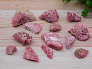 GEM RHODONITE ROCK STONE LAPIDARY SPECIMEN