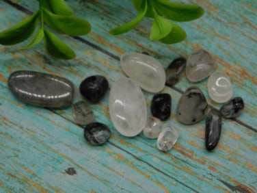 TOURMALINE IN QUARTZ ROCK STONE LAPIDARY SPECIMEN