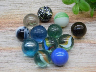 GLASS PLAYING MARBLES