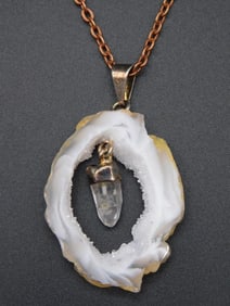 GEODE SLICE PENDANT ON CHAIN NECKLACE VINTAGE ANTIQUE