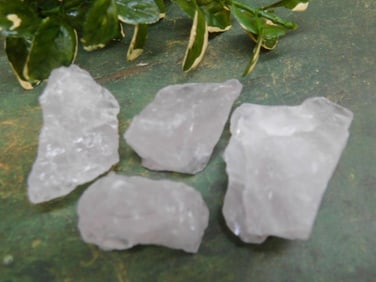 ROSE QUARTZ ROCK STONE LAPIDARY SPECIMEN