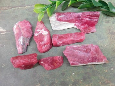 GEM RHODONITE ROCK STONE LAPIDARY SPECIMEN