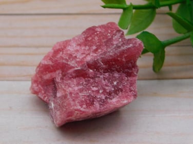 GEM RHODONITE ROCK STONE LAPIDARY SPECIMEN