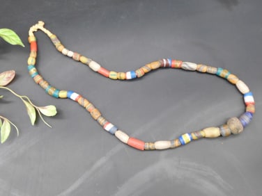 Multicolored Strand of Beads Necklace