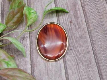 Oval Agate Style Brooch with Gold-Tone Frame