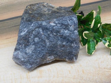 ROCK STONE LAPIDARY SPECIMEN