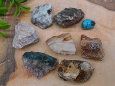 MIXED ROUGH LOT ROCK STONE LAPIDARY SPECIMEN