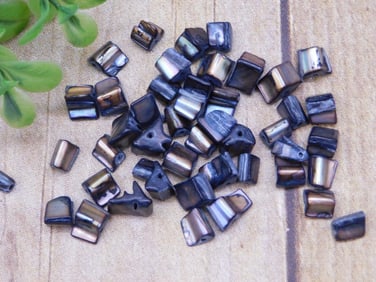 STONE BEADS ROCK STONE LAPIDARY SPECIMEN