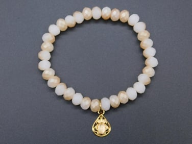 STONE BRACELET PENDANT ON SPARKLE BEAD BRACELET