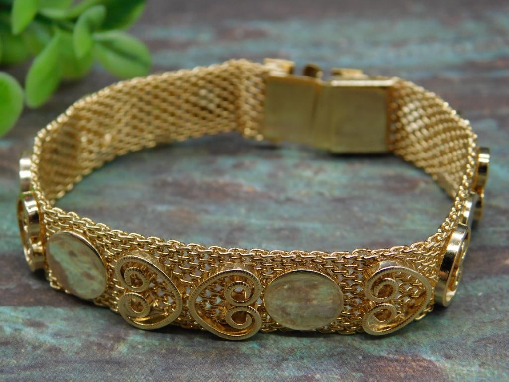 BRACELET: BRACELET