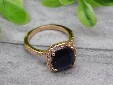 STONE RING ROCK STONE LAPIDARY SPECIMEN