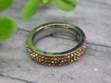 STONE RING ROCK STONE LAPIDARY SPECIMEN