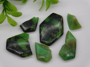 Six Black and Green Polished Stones ROCK STONE LAPIDARY SPECIMEN