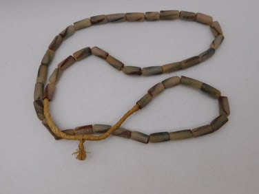 AFRICAN TRADE BEAD NECKLACE ROCK STONE LAPIDARY SPECIMEN