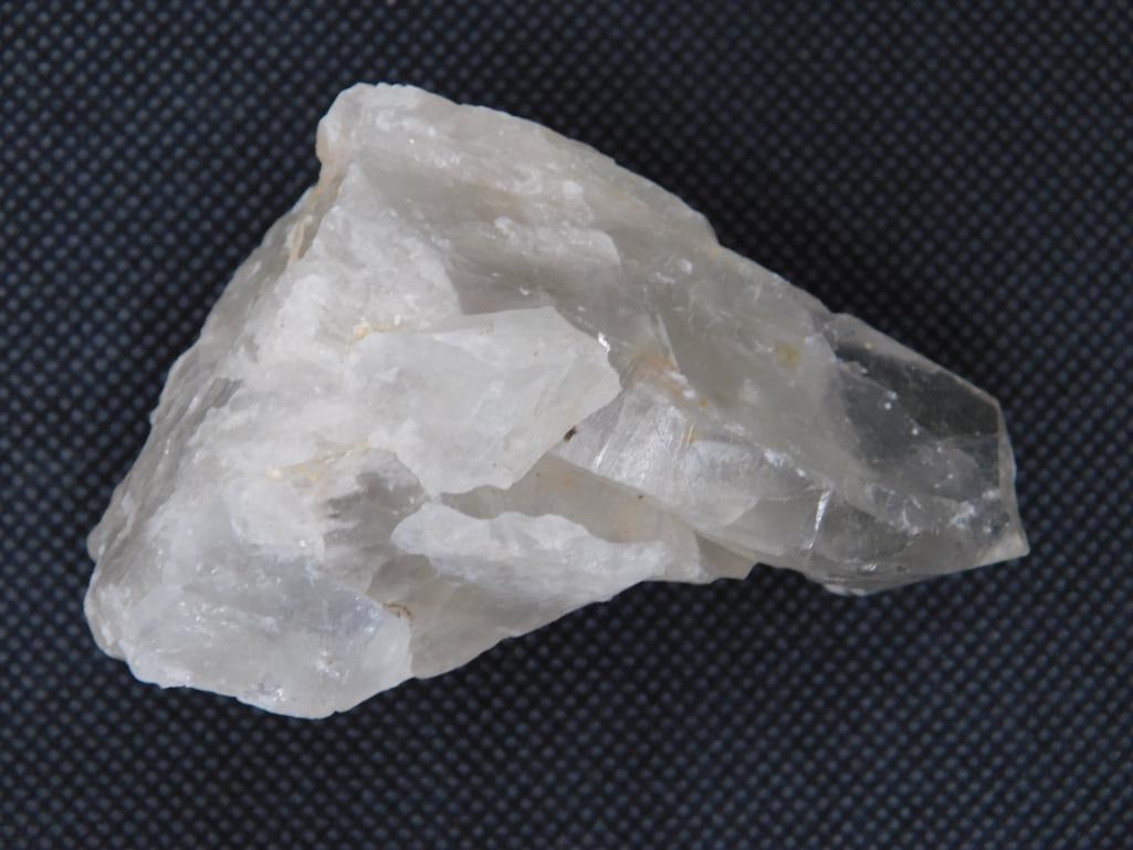 QUARTZ ROCK STONE LAPIDARY SPECIMEN - 2