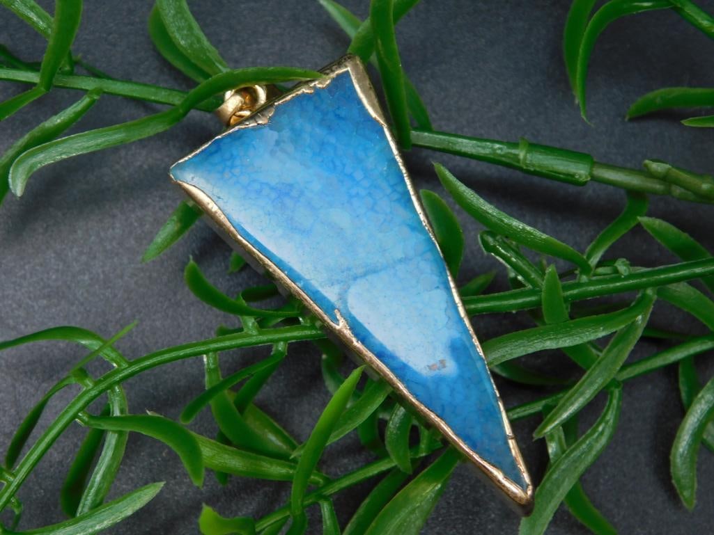 AGATE PENDANT ROCK STONE LAPIDARY SPECIMEN: AGATE PENDANT ROCK STONE LAPIDARY SPECIMEN