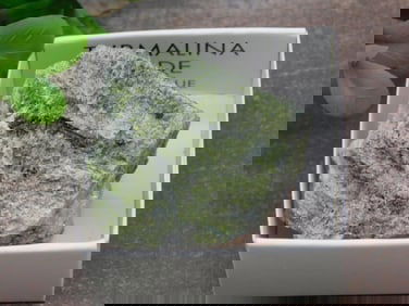 GREEN TOURMALINE ROCK STONE LAPIDARY SPECIMEN