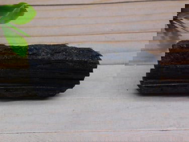 BLACK TOURMALINE ROCK STONE LAPIDARY SPECIMEN