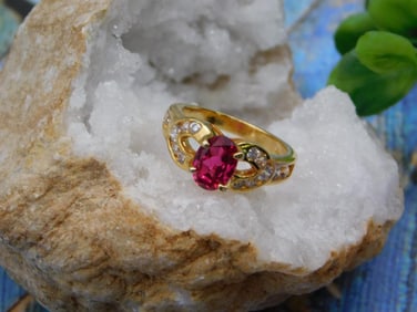 STONE RING ROCK STONE LAPIDARY SPECIMEN