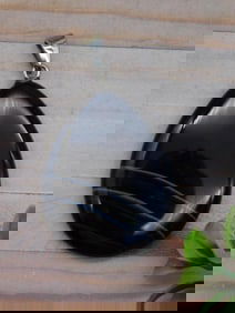 BANDED AGATE PENDANT ROCK STONE LAPIDARY SPECIMEN