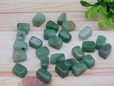 STONE BEADS ROCK STONE LAPIDARY SPECIMEN