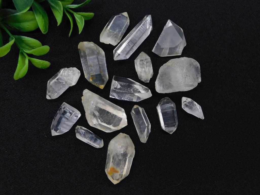 QUARTZ ROCK STONE LAPIDARY SPECIMEN: QUARTZ ROCK STONE LAPIDARY SPECIMEN