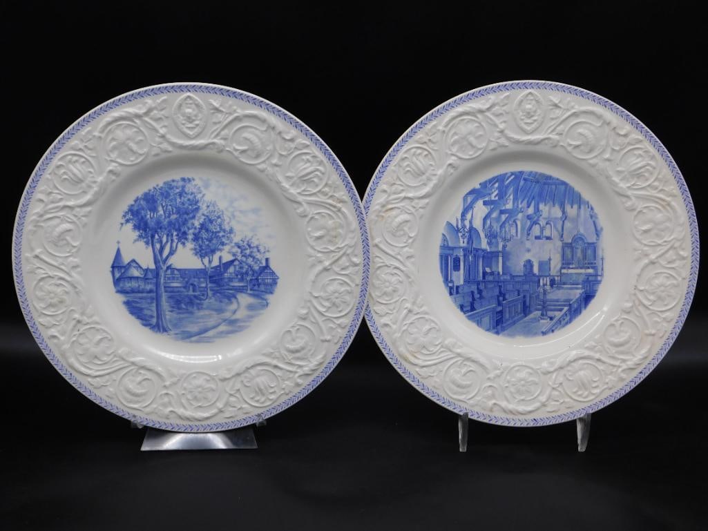 ST MARKS SCHOOL WEDGWOOD PLATES SET OF 2 MADE IN ENGLAND VINTAGE ANTIQUE (1 of 3)
