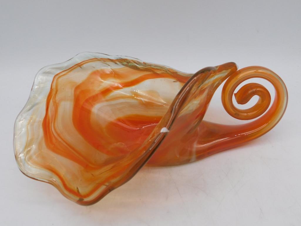 Slung Hand-Blown Glass Shell Form Sculpture in Orange Swirl: Slung Hand-Blown Glass Shell Form Sculpture in Orange Swirl