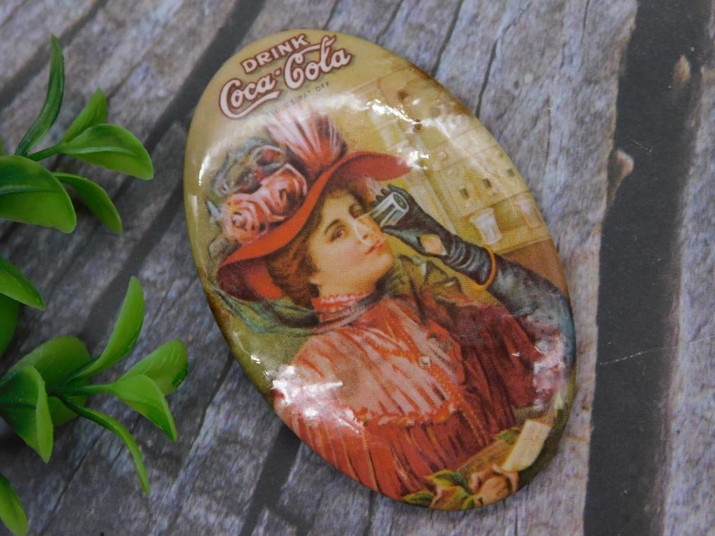 COCA-COLA COKE ADVERTISING POCKET MIRROR VINTAGE ANTIQUE (1 of 2)