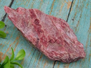 GEM RHODONITE ROCK STONE LAPIDARY SPECIMEN