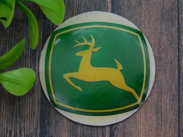 JOHN DEERE CABOCHON MEDALLION