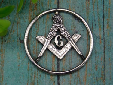 CUT COIN COLLECTIBLE