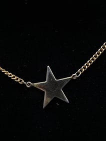 STAR NECKLACE