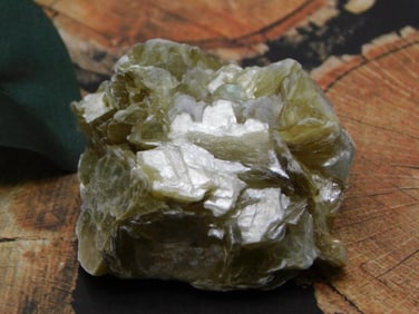 GOLD MICA ROCK STONE LAPIDARY SPECIMEN