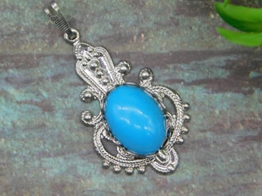TURQUOISE PENDANT ROCK STONE LAPIDARY SPECIMEN