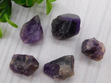 AMETHYST ROCK STONE LAPIDARY SPECIMEN