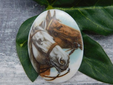 HORSE CABOCHON ROCK STONE LAPIDARY SPECIMEN