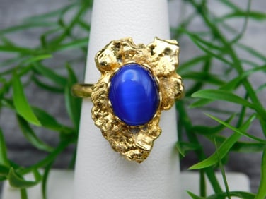 CATS EYE RING ROCK STONE LAPIDARY SPECIMEN