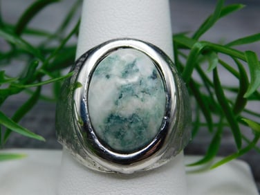 MOSS AGATE RING ROCK STONE LAPIDARY SPECIMEN