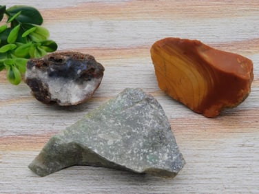 MIXED LOT ROCK STONE LAPIDARY SPECIMEN