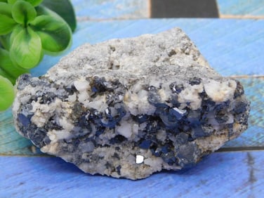 ROCK STONE LAPIDARY SPECIMEN
