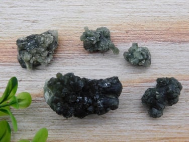 WAVELLITE ROCK STONE LAPIDARY SPECIMEN