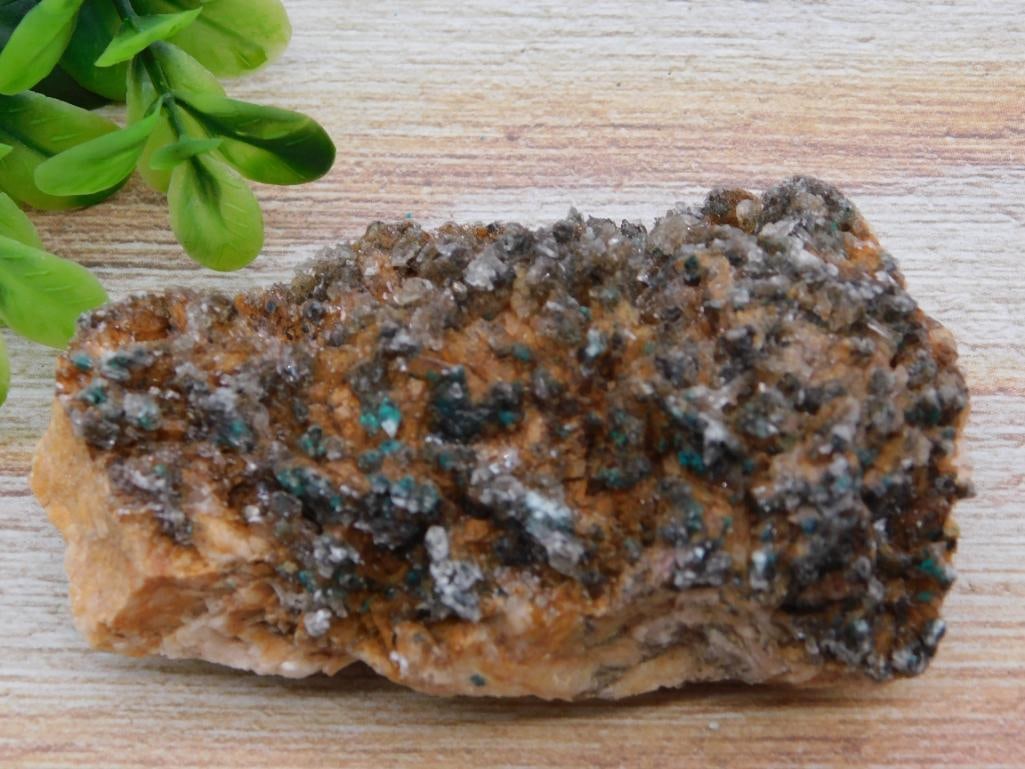 MALACHITE ON DOLOMITE ROCK STONE LAPIDARY SPECIMEN (1 of 2)