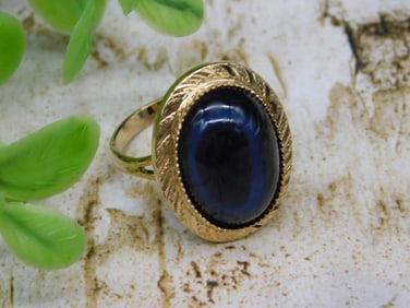 STONE RING ROCK STONE LAPIDARY SPECIMEN