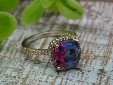 STONE RING ROCK STONE LAPIDARY SPECIMEN